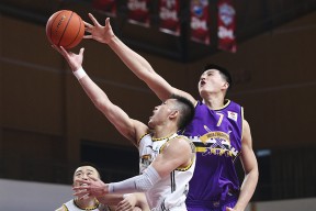 关于里程碑夜！门兴格拉德巴赫完成体检；CBA季后赛今晚刷纪录；赛场秩序良好；赛季目标并未改变的信息万博体育manbet app